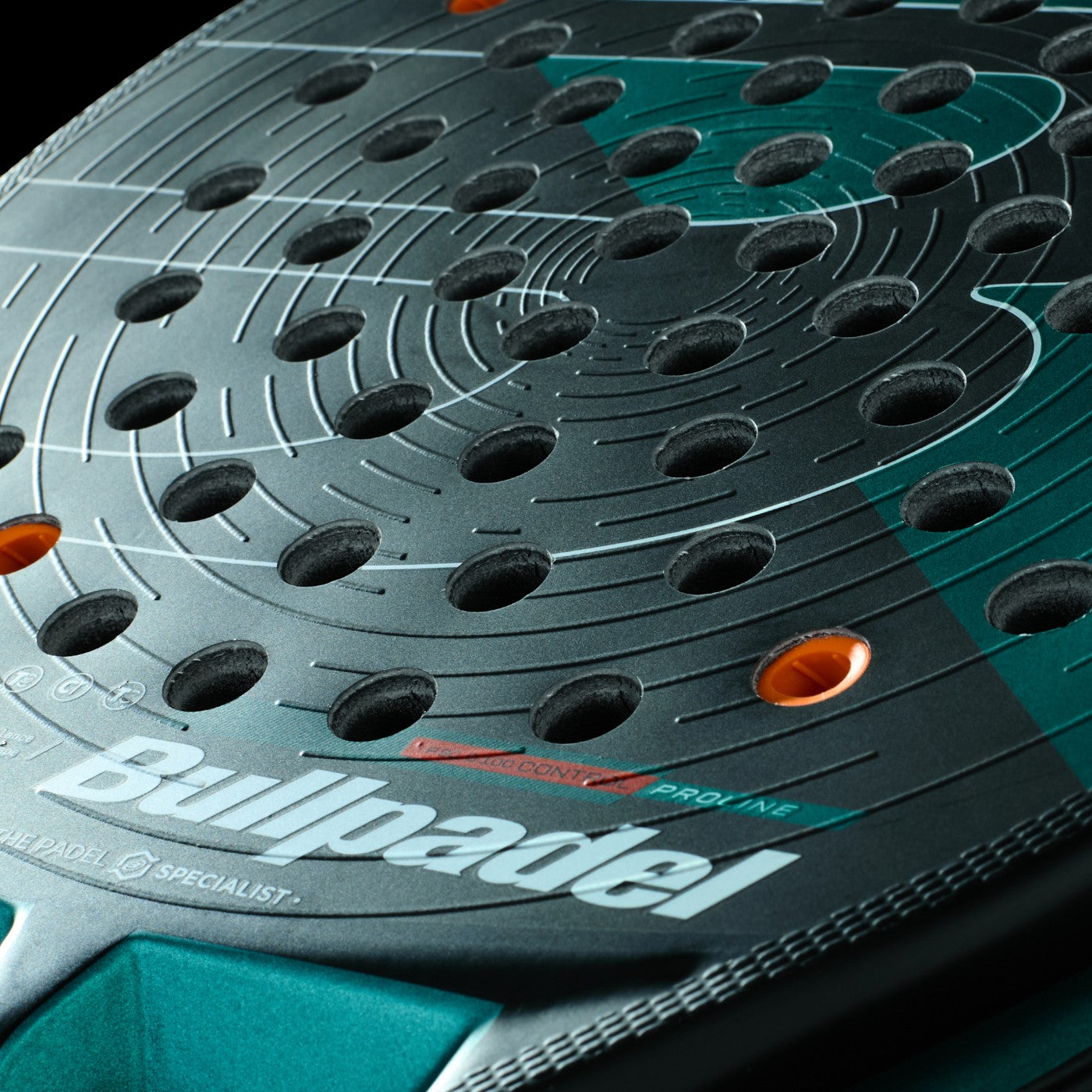 Bullpadel Hack 04 Hybrid 2025